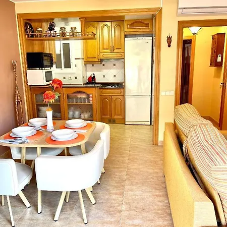 Apartbeach Cye 3 Junto Playa Climatizado Y Parquing Apartment